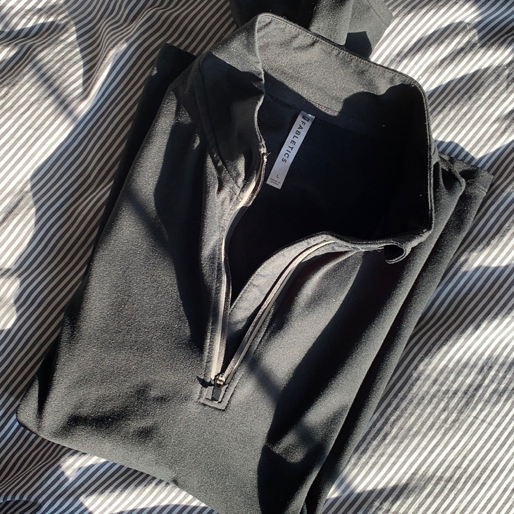 Fabletics cold weather 1/4 zip - Picture 2 of 3